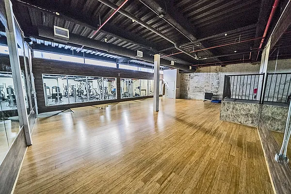 Rented by Level Group | media 30