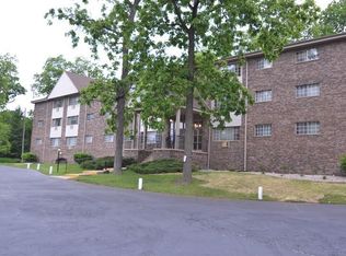 1422 E Racine Ave, Waukesha, WI 53186