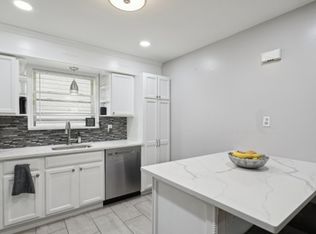 52 Crawford St FLOOR 2, Newark, NJ 07102