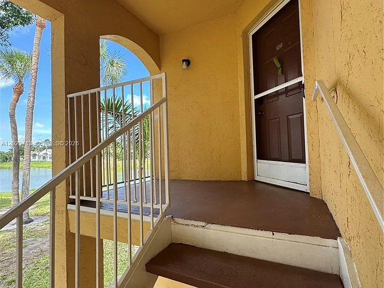 2301 NW 33rd St #107 — Photo 38