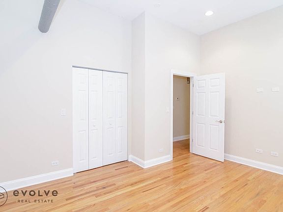 4th image of 3508 W Cortland St #4S