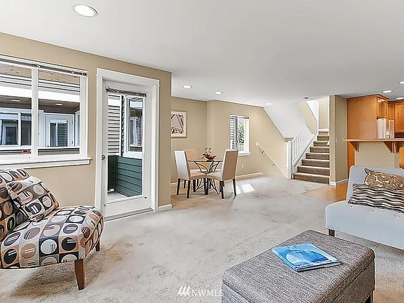 Living Area with fireplace