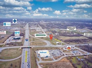 3400 S 48th St, Springdale, AR 72762