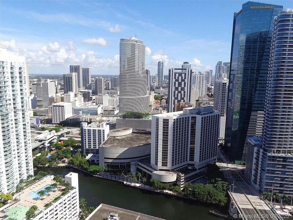 1st image of 500 Brickell Ave APT 4005