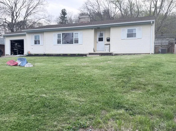 1015 McLain Blvd, Lancaster, OH 43130