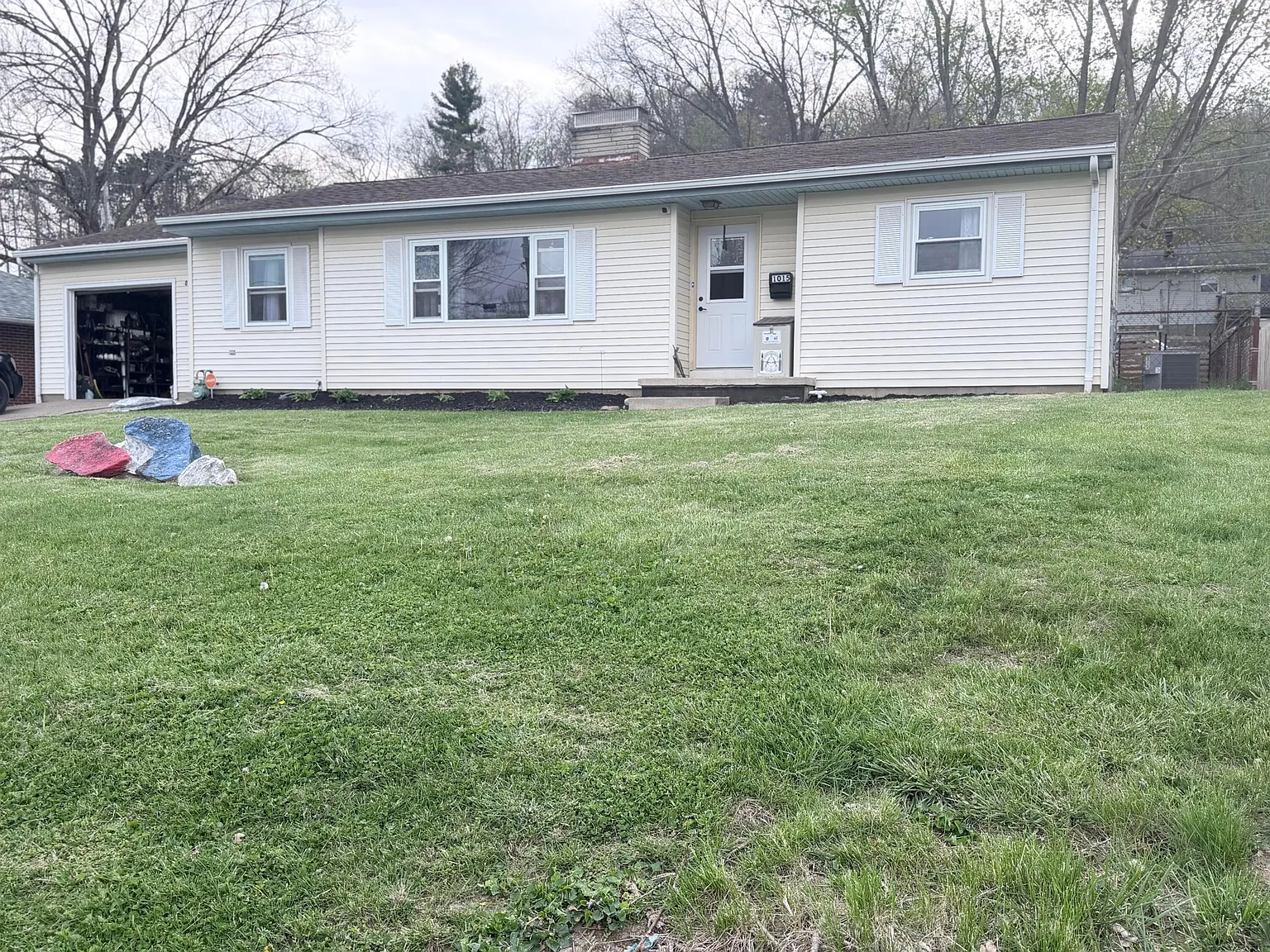 1015 McLain Blvd photo 1