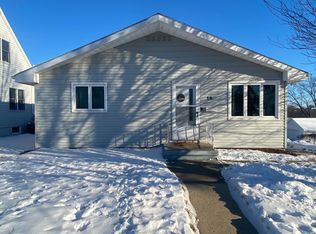 10 N Algona St, Dubuque, IA 52001