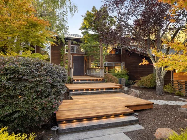 14123 Tracy Ct, Los Altos Hills, CA 94022