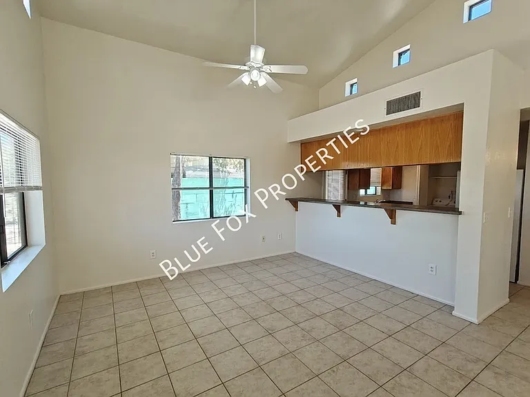 3318 E Bellevue St #B — Photo 10