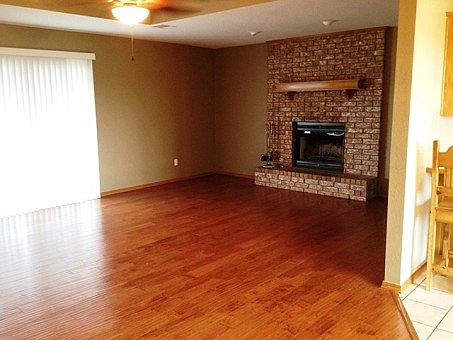 5th image of 135 Kimberley Dr