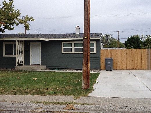 1st image of 1412 Alder Ave