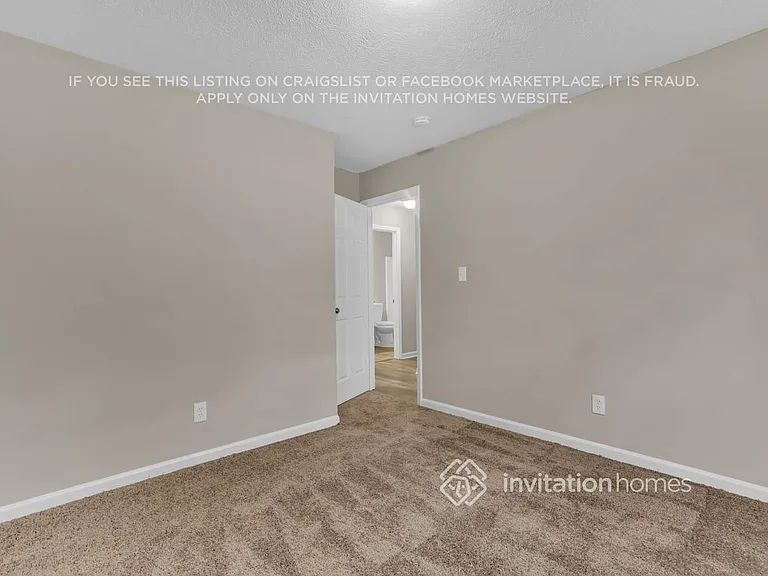 1990 Branch View Dr — Photo 17