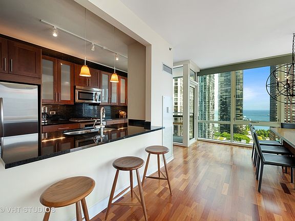 5th image of 505 N McClurg Ct APT 2702