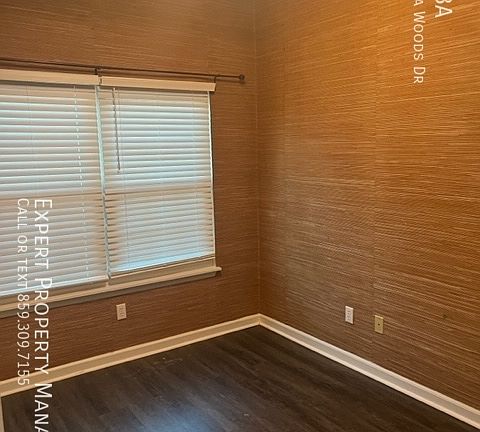 5th image of 493 Chelsea Woods Dr