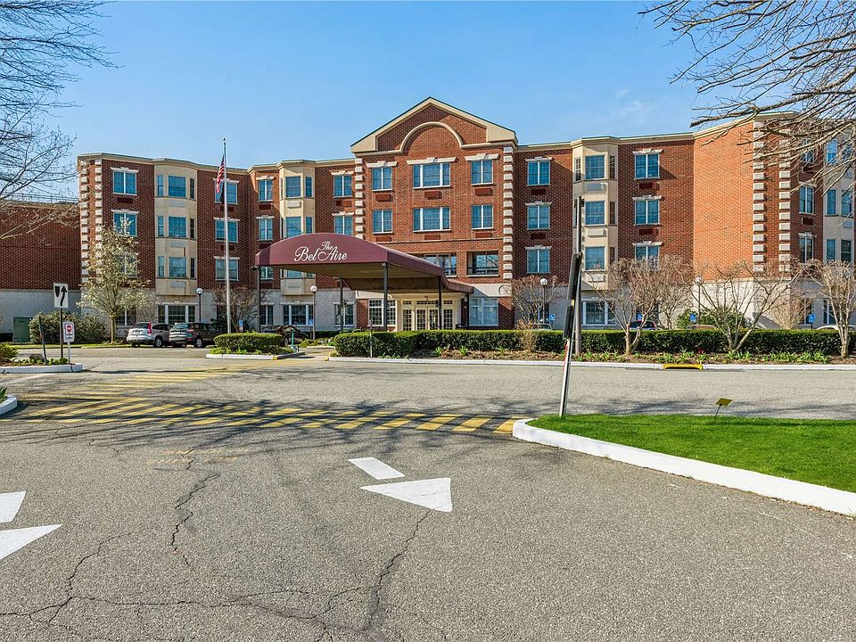 1st image of 50 Merrick Ave Unit 201