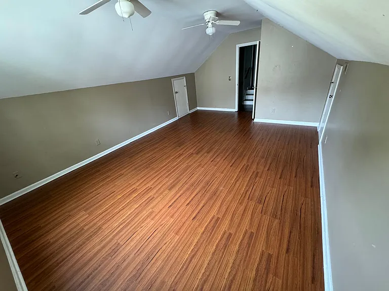 2005 Country Manor Dr — Photo 22