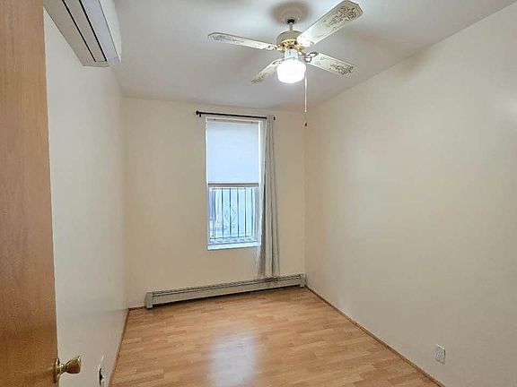4th image of 64 Bay 41st St APT 1