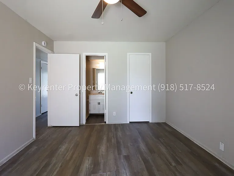 4318 E 67th St #571 — Photo 4
