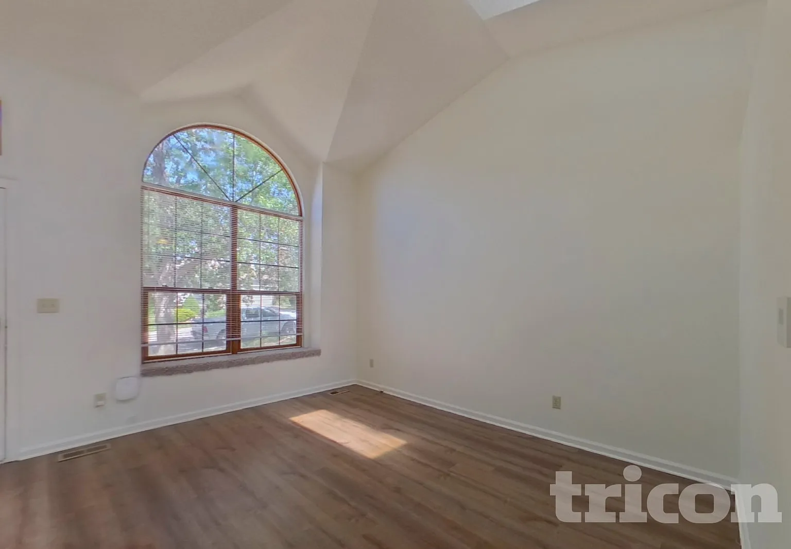 6570 Stonehedge Drive Colorado Springs CO — Photo 3