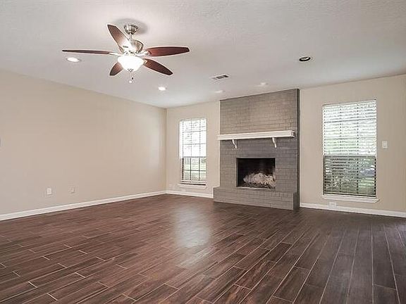 3rd image of 131 Arrowwood St