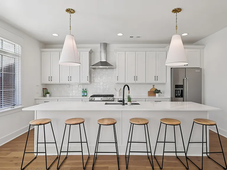 521 Hobson Chapel Pl — Photo 6