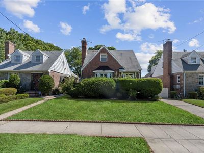 89-07 211 Street, Jamaica, NY, 11427