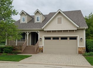 13107 S Lake Mary Dr, Plainfield, IL 60585