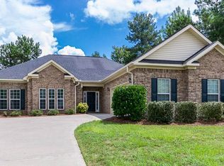 112 Shadow Lawn Dr, Byron, GA 31008