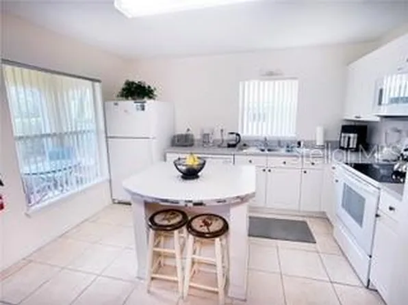 2890 Club Cortile Cir, Kissimmee, FL 34746