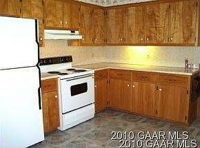 2nd image of 106 Thomas St