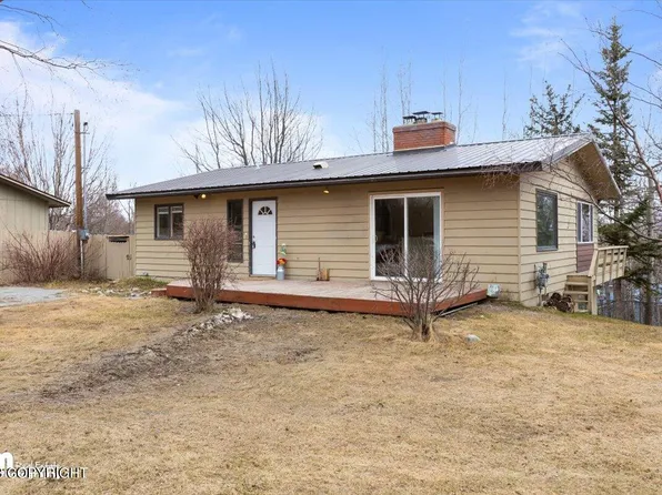 215 W Caribou Ave, Palmer, AK 99645