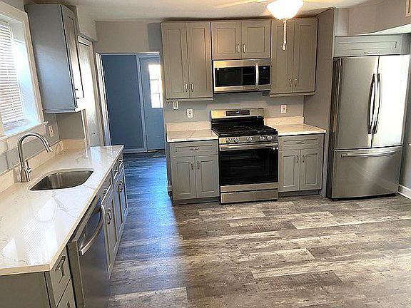 Completely renovated kitchen