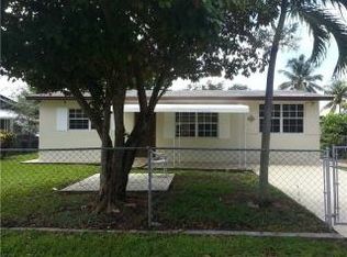 6104 Madison St, Hollywood, FL 33023