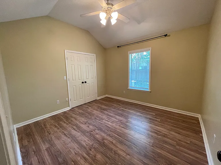 604 Huntington Pl — Photo 14