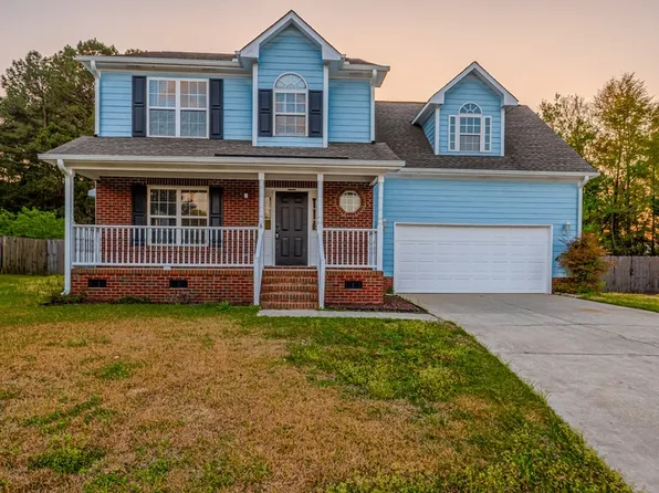 3401 Connection Dr, Fayetteville, NC 28311