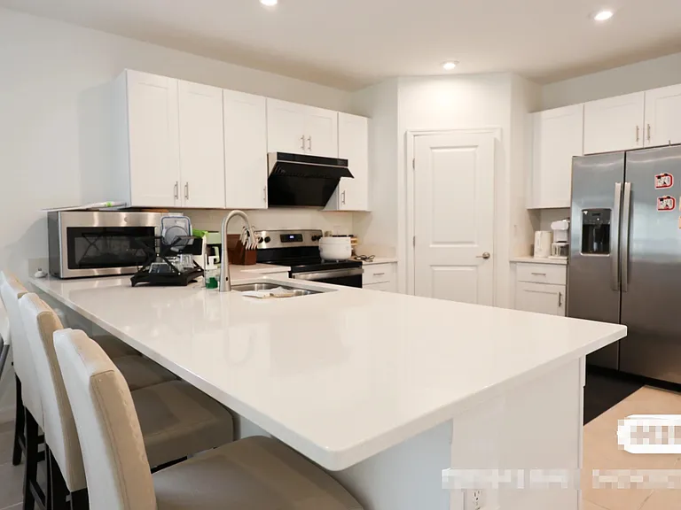 5593 Tranquila Ln — Photo 2