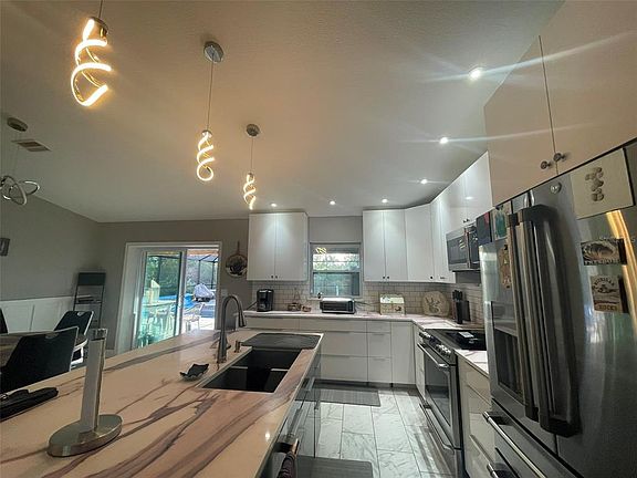 3rd image of 10601 AYEAR ROAD