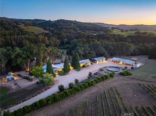 1989 Paradise Meadow Ln, Templeton, CA 93465