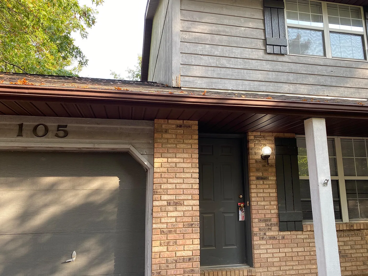 105 Ashwood Ct photo 1
