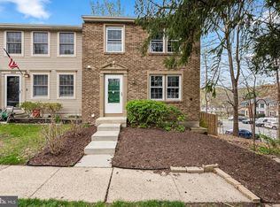 8663 Maple Glen Ct, Springfield, VA 22153