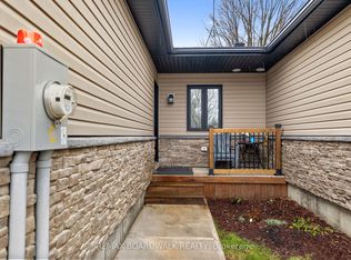 32 David St #C, Edwardsburgh/cardinal, ON K0E1X0