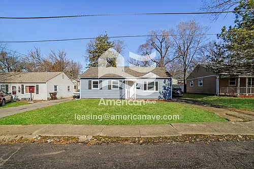 823 W Bartlett Ct Photo 1