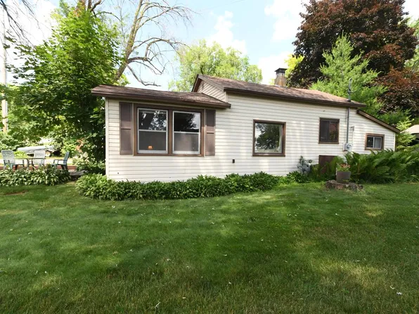 N11164 Marks LANE, Fox Lake, WI 53933