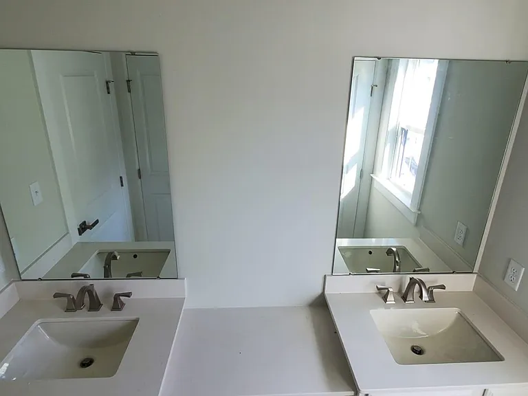 141 Laurel Place Ln — Photo 10