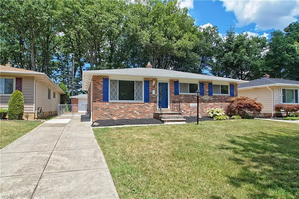 14065 Janice Dr photo 1