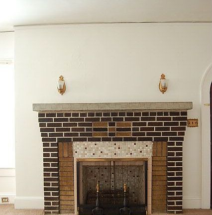 4th image of 2939 Us 70 E