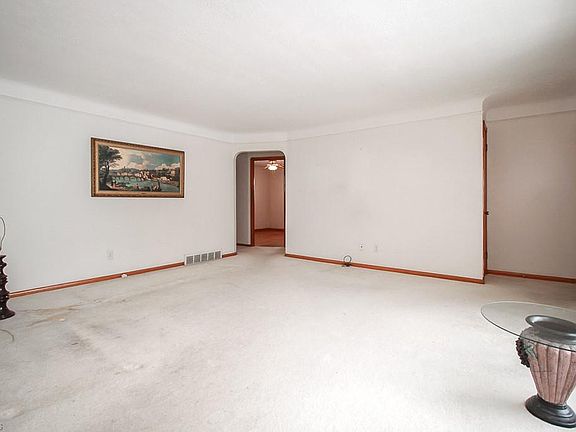 4th image of 11491 Schwab Dr