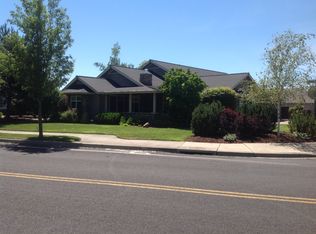 1096 Pumpkin Rdg, Eagle Pt, OR 97524