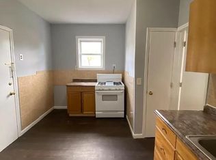 57 Mountainview Ave #3, Newark, NJ 07106