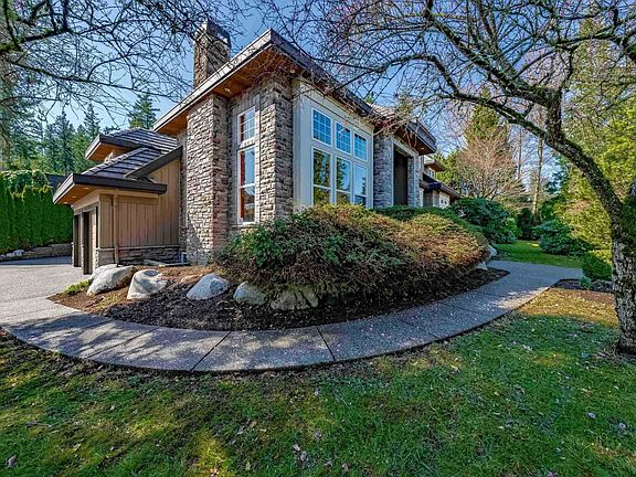 3rd image of 13208 23a Ave